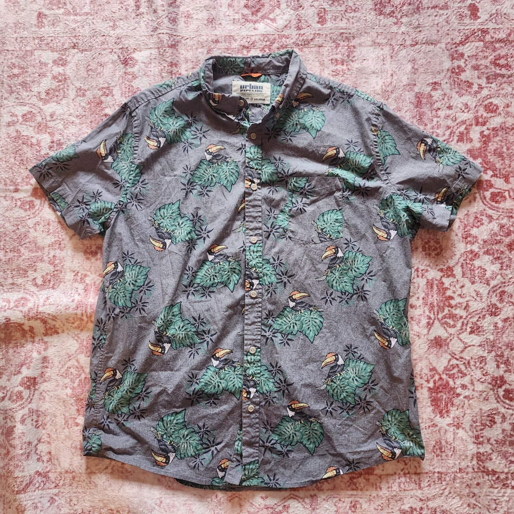 urban pipeline Men's Short-Sleeve Toucan Print Button-Down Shirt - Gray & Green